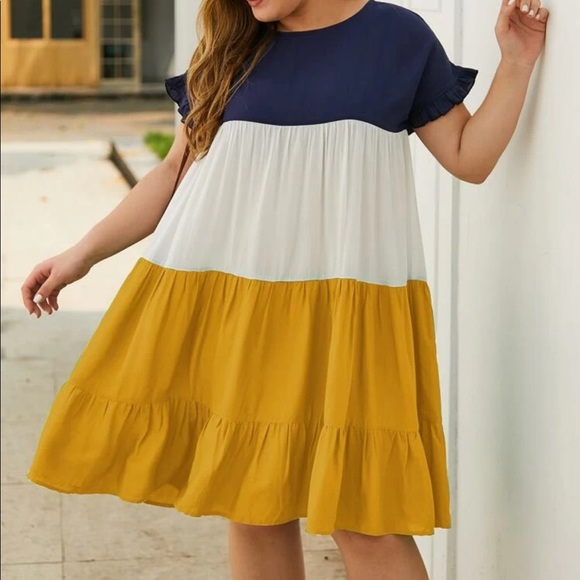 Plus color block smock dress - Picture 4 of 6